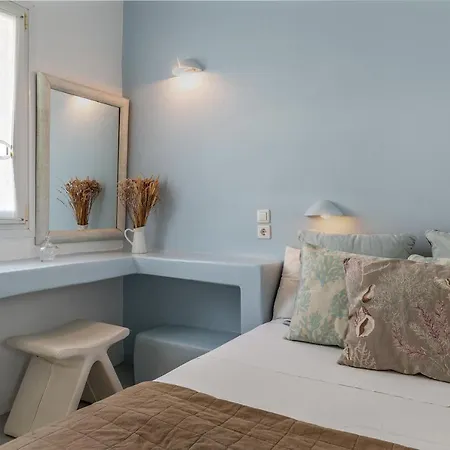 Ninemia Tinos Superior 102 Aparthotel 3*